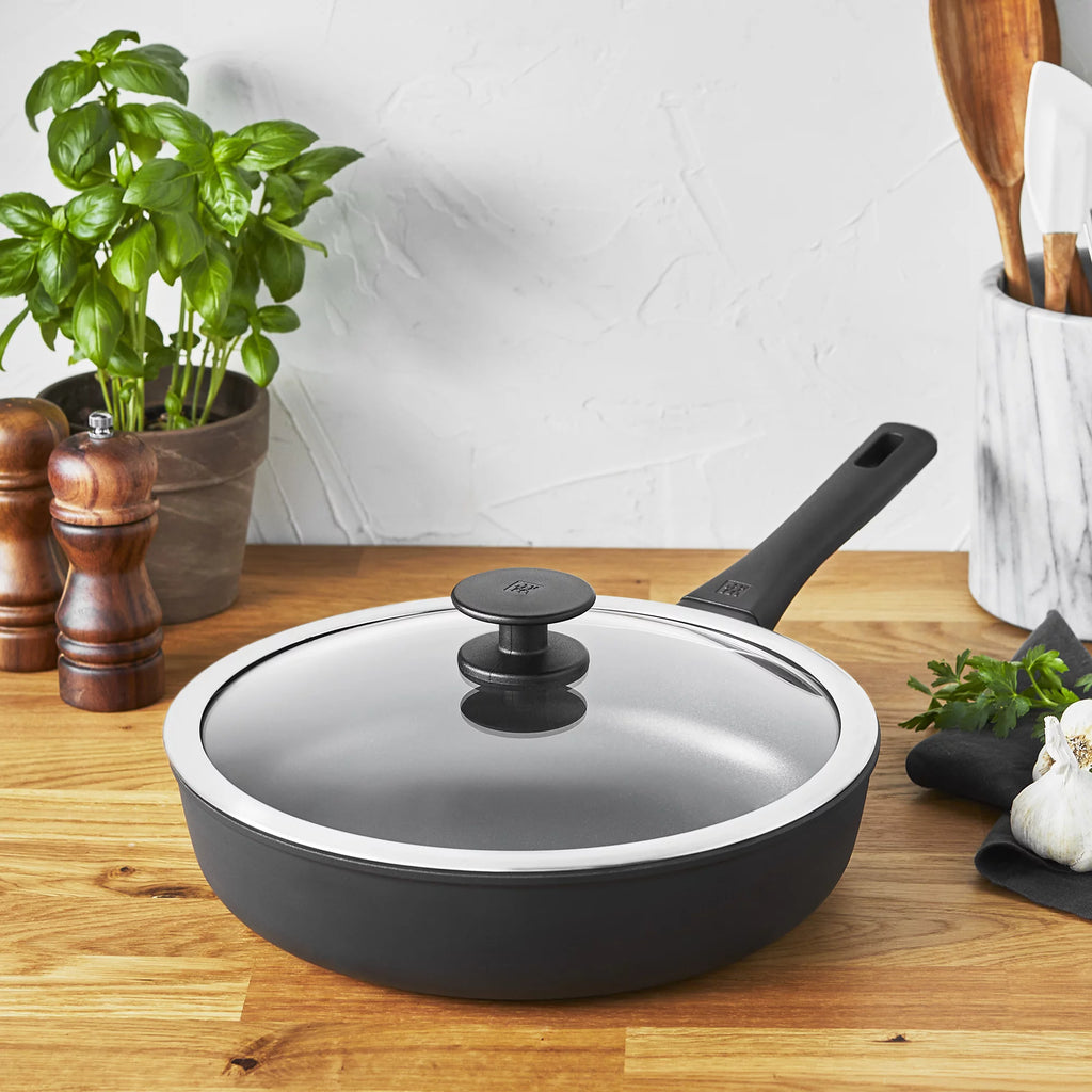 4-qt Aluminum Nonstick Saute Pan with Lid A848