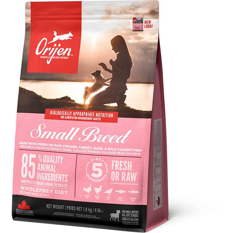 Small Breed Dry Dog Food S82386