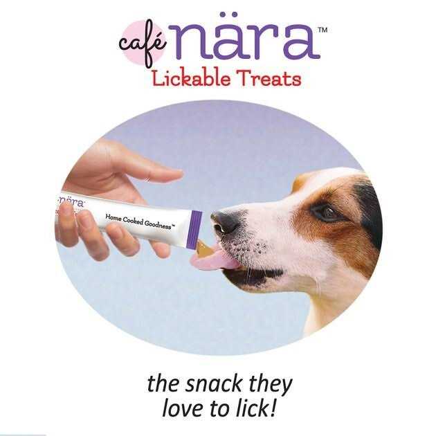 Chicken Flavored Lickable Treats S810