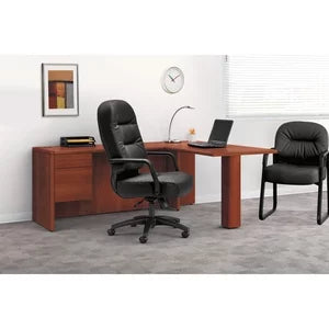 Wood Peninsula with End Panel Q4826