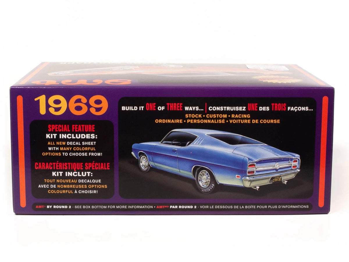 1/25 Scale 3-in-1 Model Kit O547453