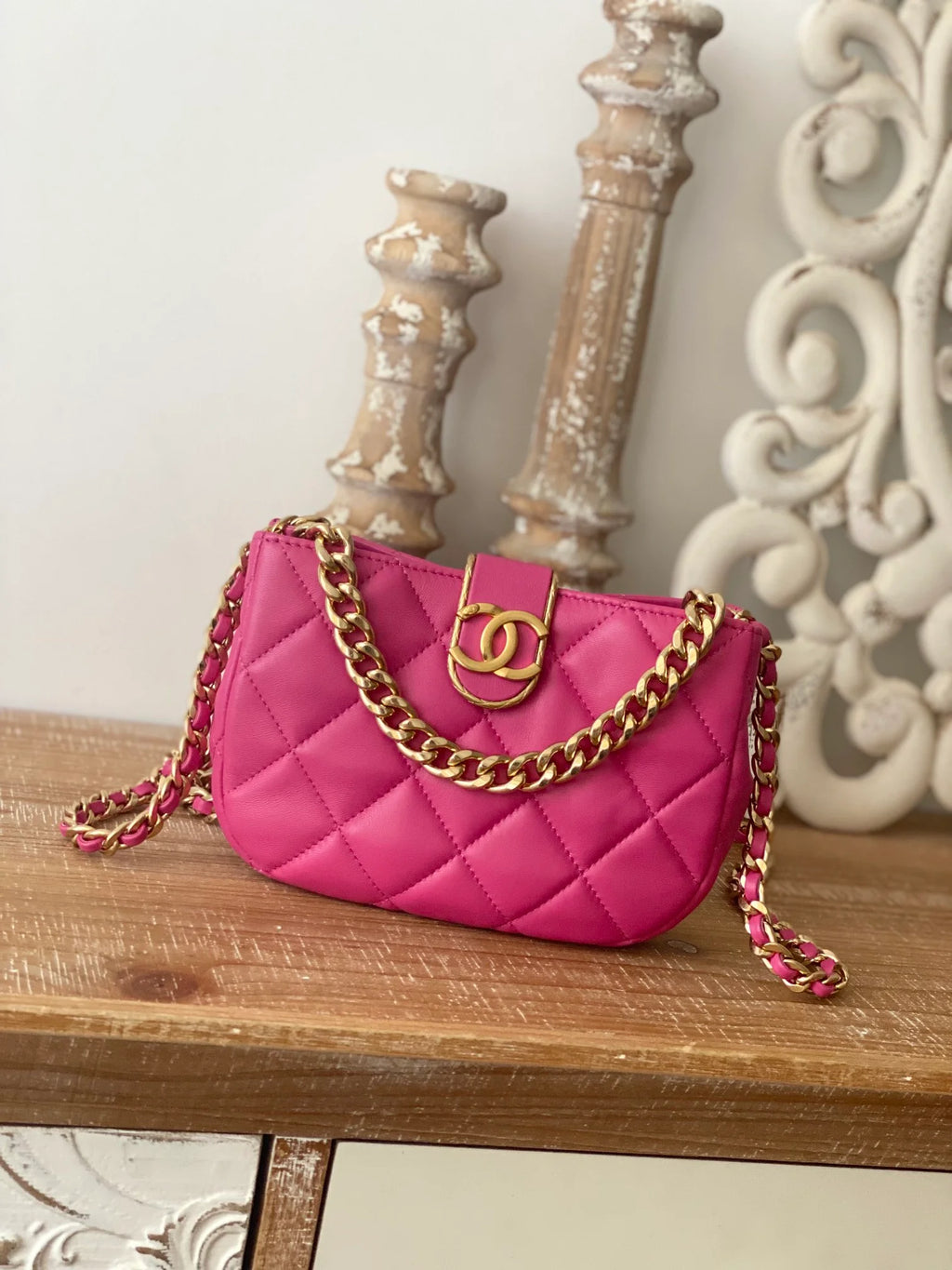 Small Hobo Bag Gold Hardware Pink A955