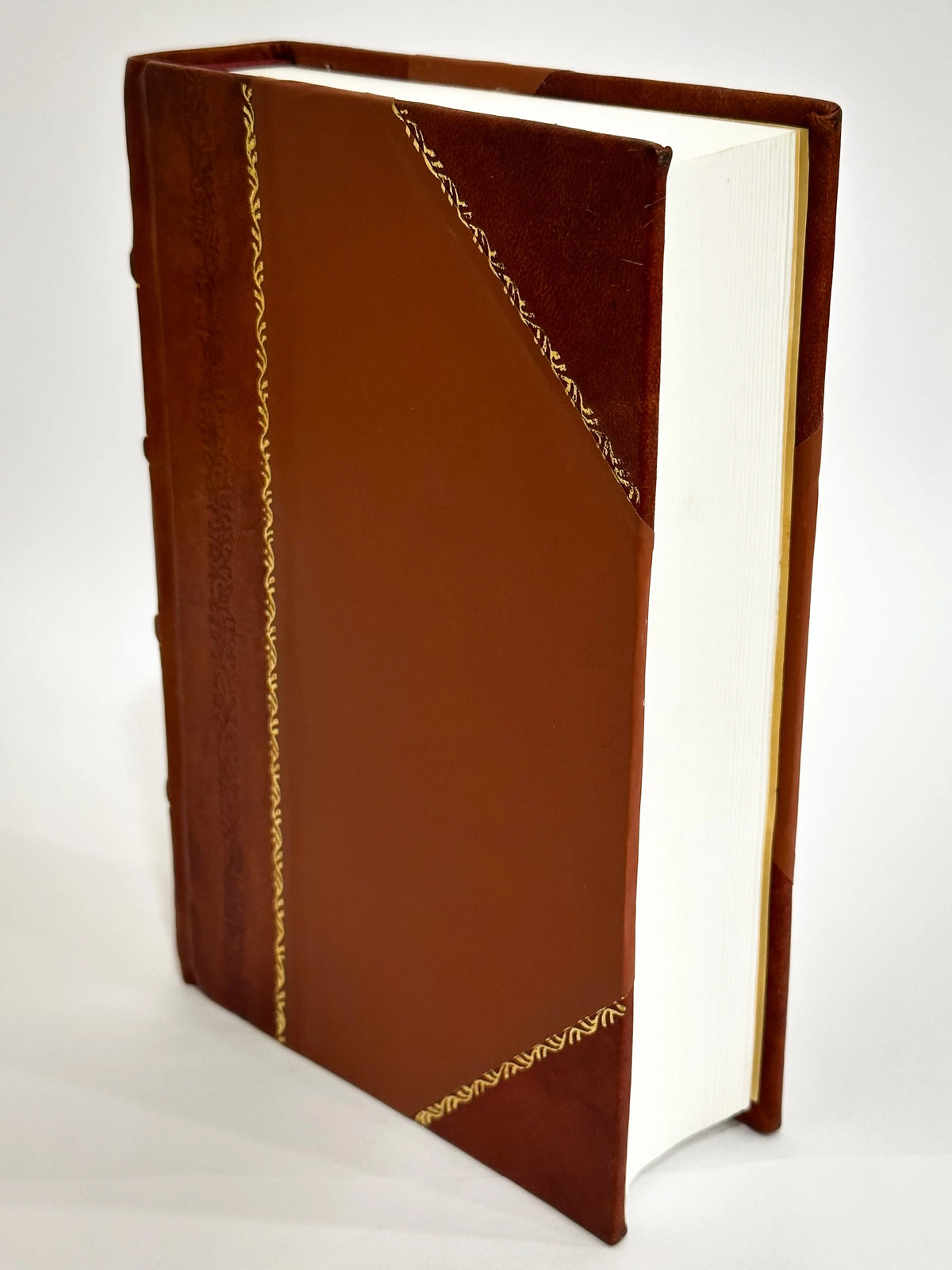 Chemistry in Its Applications to the Arts and Manufactures Leather Bound U24126