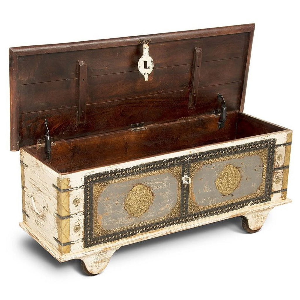 Wood Storage Trunk Coffee Table Off White Ivory J66750