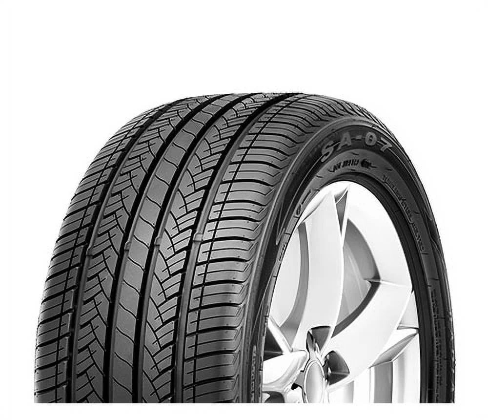 255/45R19 100V Passenger Tire O243