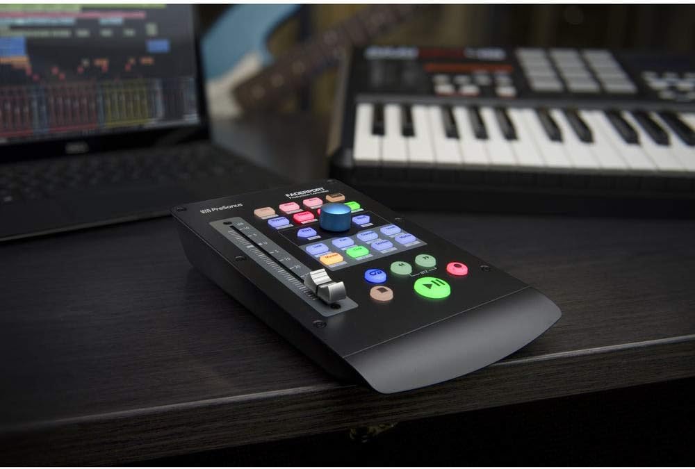 USB Control Surface with Footswitch and USB Extension Cable U353