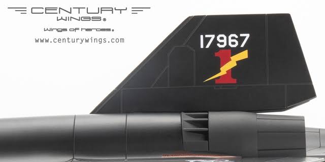 SR-71A Blackbird 1:72 Q1172