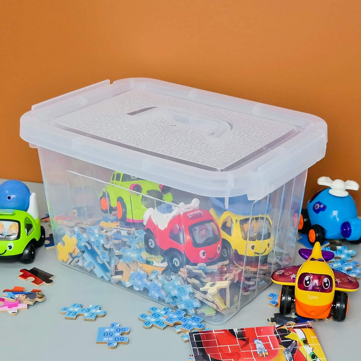 6 L Clear Plastic Storage Box with Latch, 6 Packs D3809