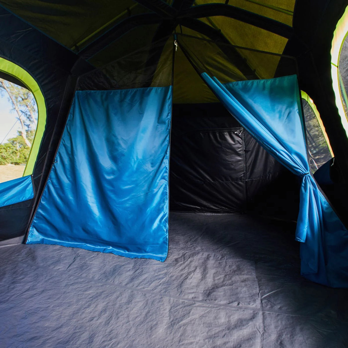 10-Person Dark Room Cabin Camping Tent A2533