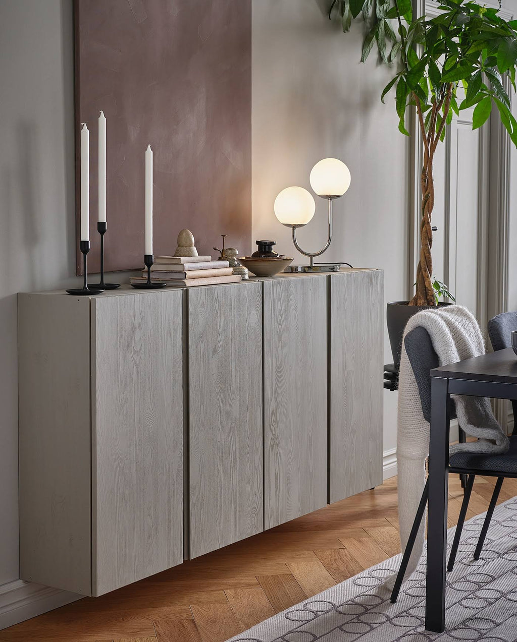Pine Cabinet E46974
