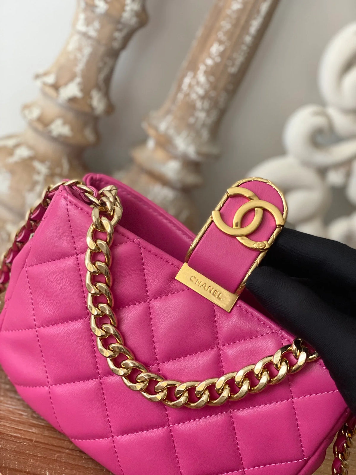Small Hobo Bag Gold Hardware Pink A955