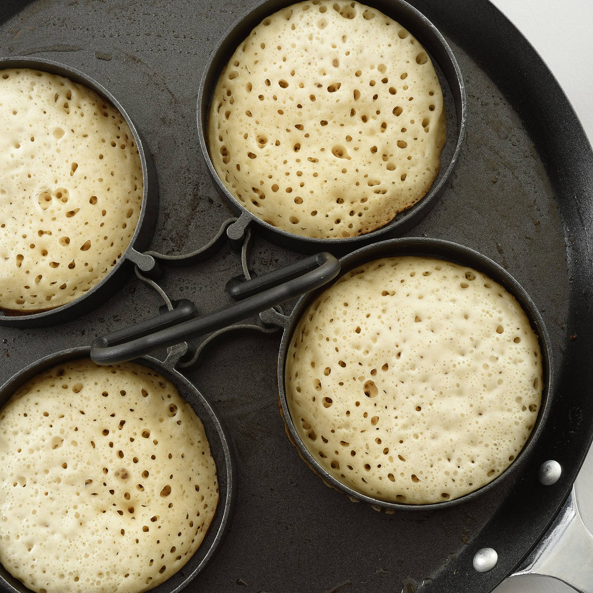 Nonstick 4-Piece Egg/Pancake Ring Set U8739