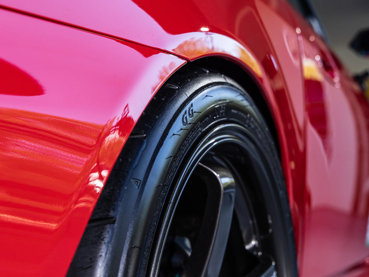 Hybrid Ceramic Tire Shine 16 oz K90355