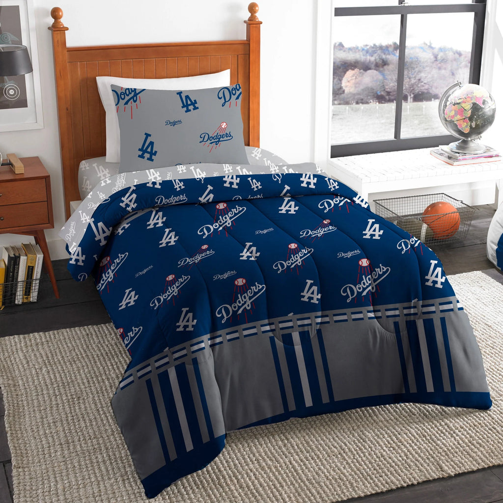 Queen Size 5 Piece Polyester Bed In Bag Set W2997