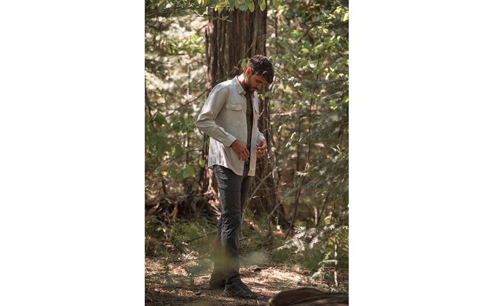 Men's Bug Barrier Zip Traveler Pant 38/32 D437