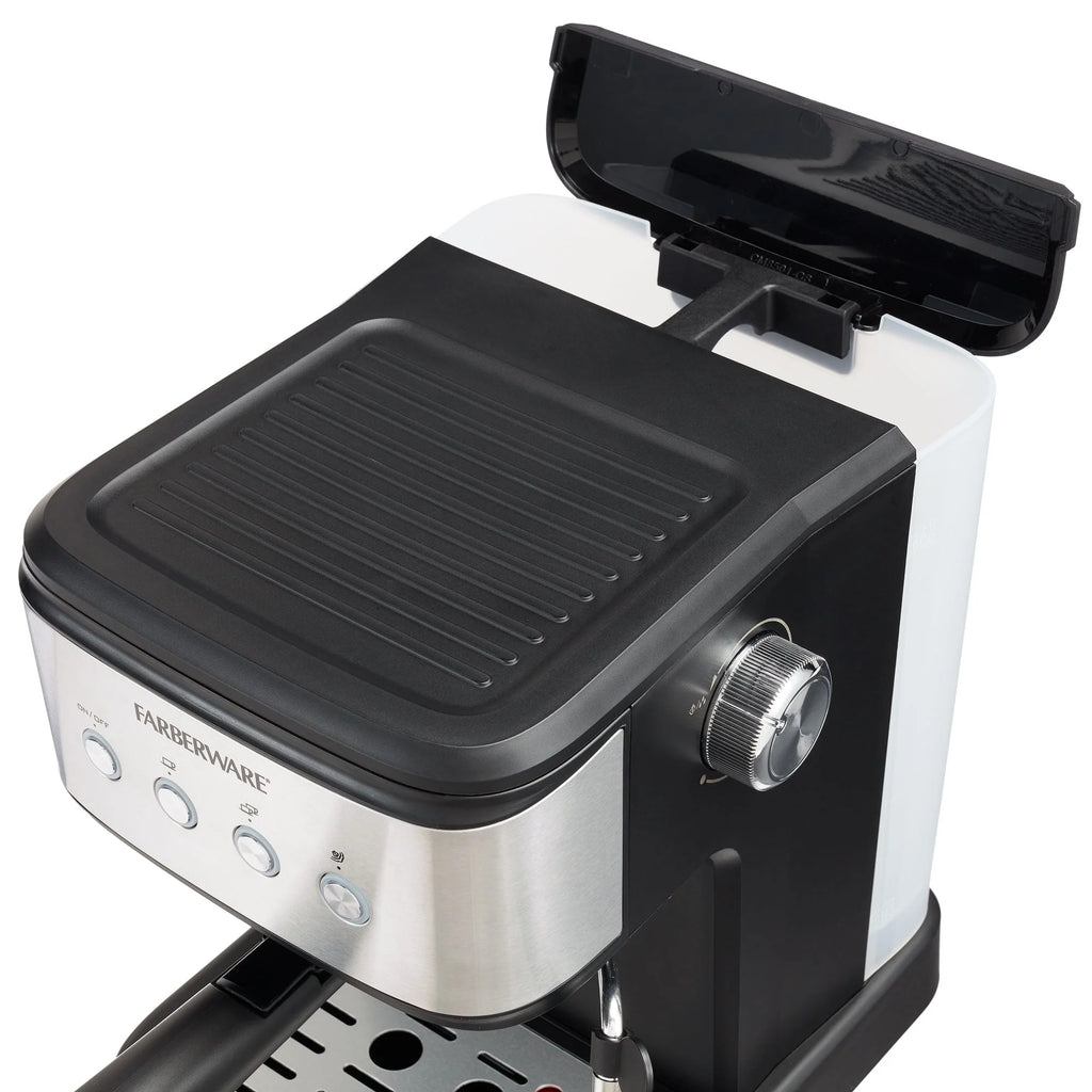 Espresso Maker, 1.5 Liter Capacity E429575